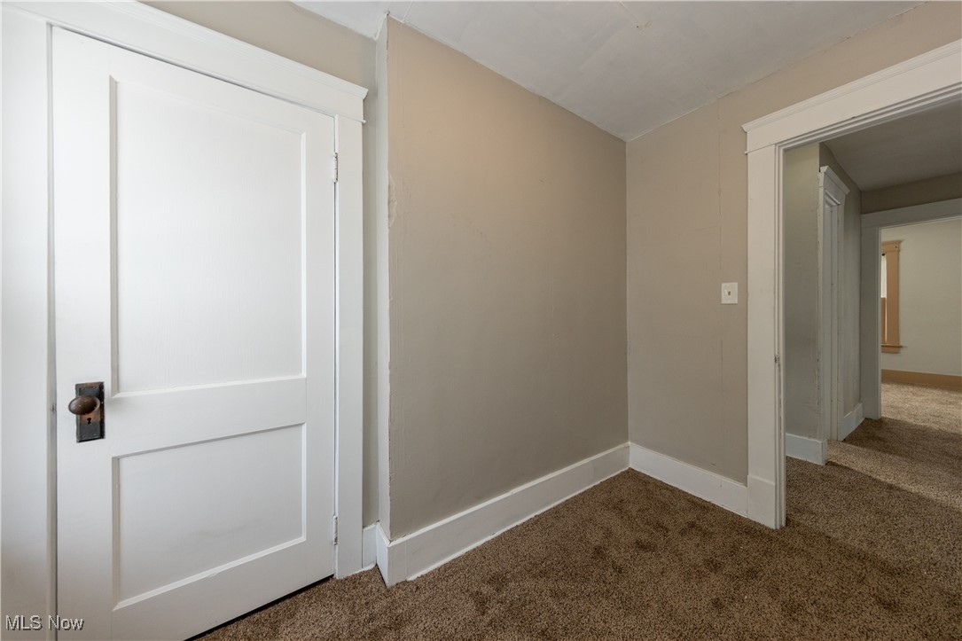 1116 Adelaide Avenue SE Warren OH 44484