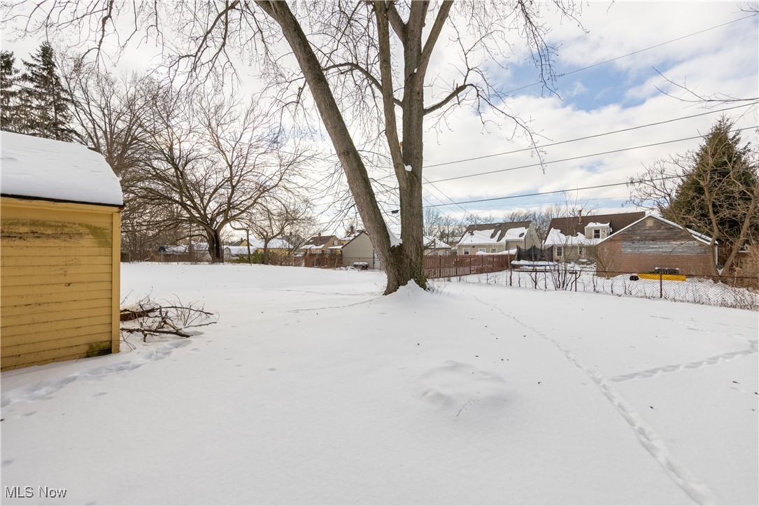 1116 Adelaide Avenue SE Warren OH 44484