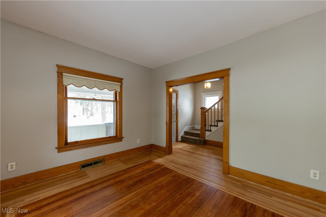 1116 Adelaide Avenue SE Warren OH 44484