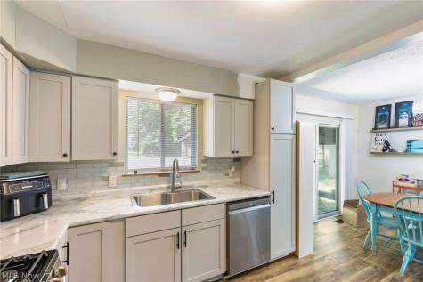 3973 Summit Road Ravenna OH 44266