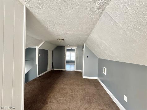 10420 Kempton Avenue Cleveland OH 44108
