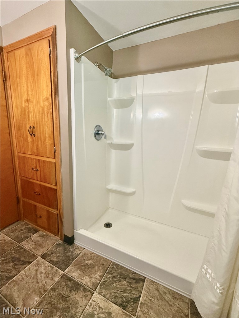 516 Queen Street Minerva OH 44657