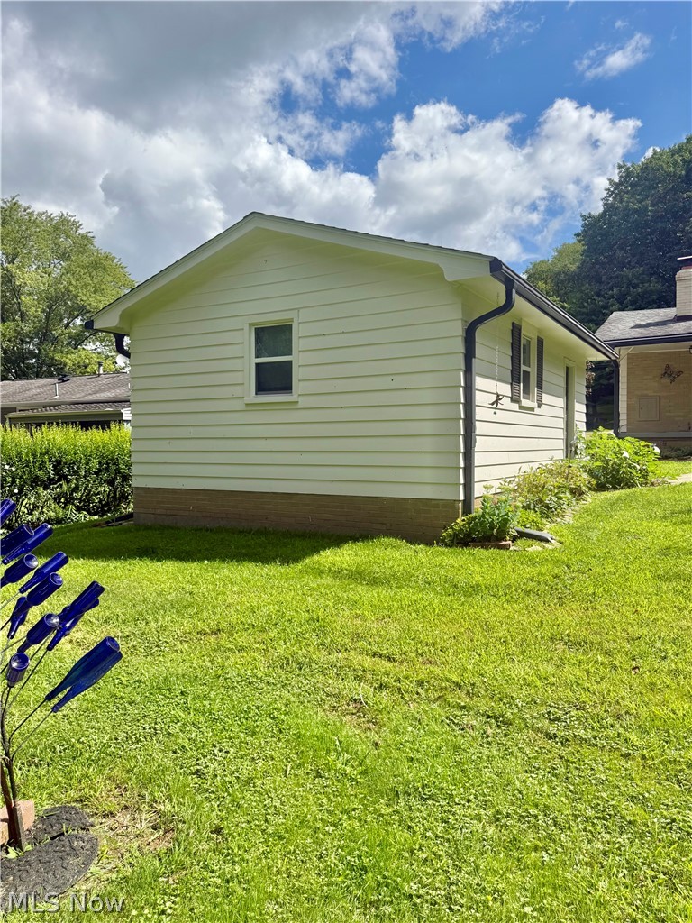 516 Queen Street Minerva OH 44657