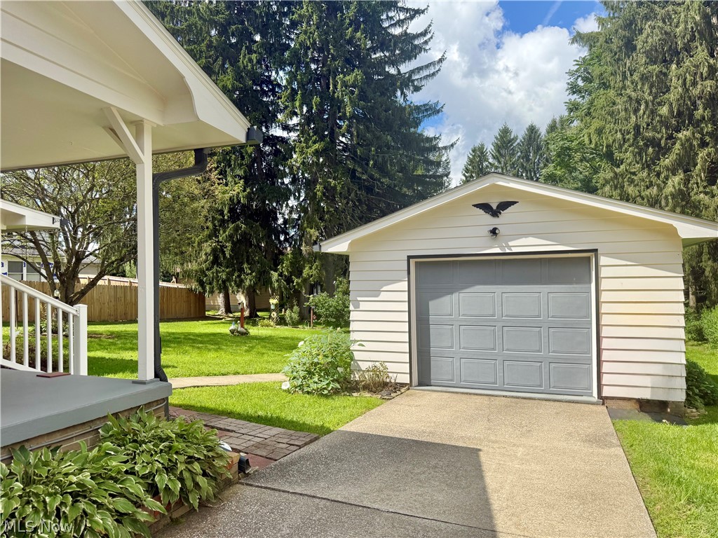 516 Queen Street Minerva OH 44657