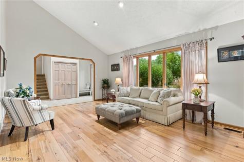 6709 Grandview Drive Independence OH 44131