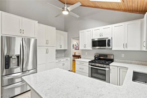 6709 Grandview Drive Independence OH 44131