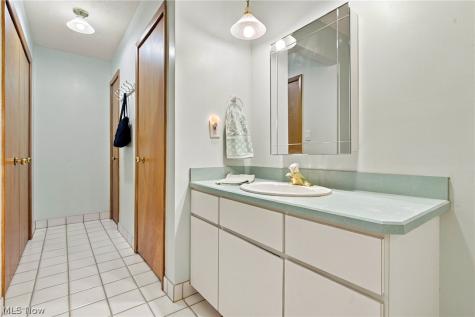 6709 Grandview Drive Independence OH 44131