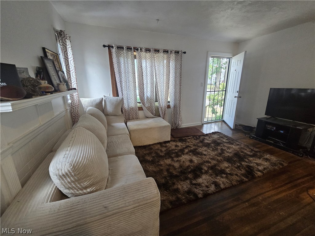 15908 Invermere Avenue Cleveland OH 44128