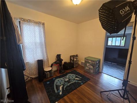 15908 Invermere Avenue Cleveland OH 44128