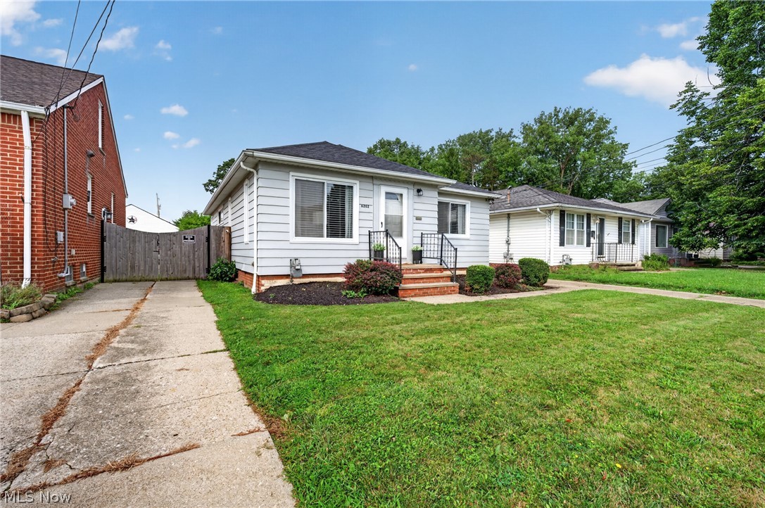 6202 Westminster Drive Parma OH 44129