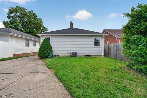 6202 Westminster Drive Parma OH 44129