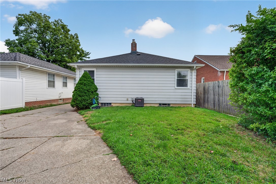 6202 Westminster Drive Parma OH 44129