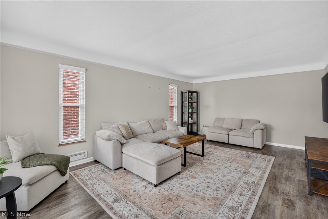 6202 Westminster Drive Parma OH 44129