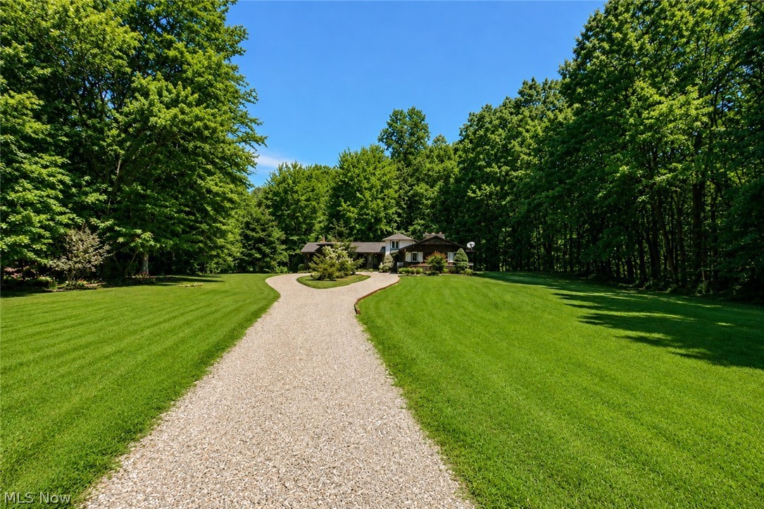 37075 Skyline Drive Willoughby Hills OH 44094
