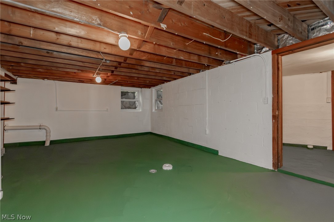 37075 Skyline Drive Willoughby Hills OH 44094