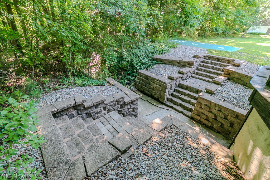 37075 Skyline Drive Willoughby Hills OH 44094
