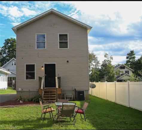 1161 Mckinley Avenue Akron OH 44306
