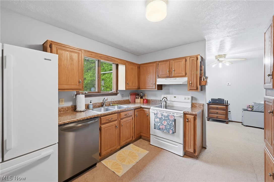 2821 Wilson Sharpsville Road Cortland OH 44410