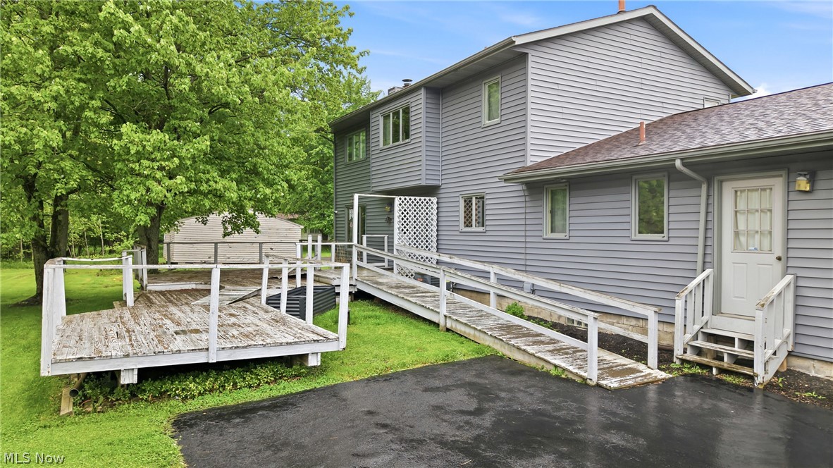 2821 Wilson Sharpsville Road Cortland OH 44410