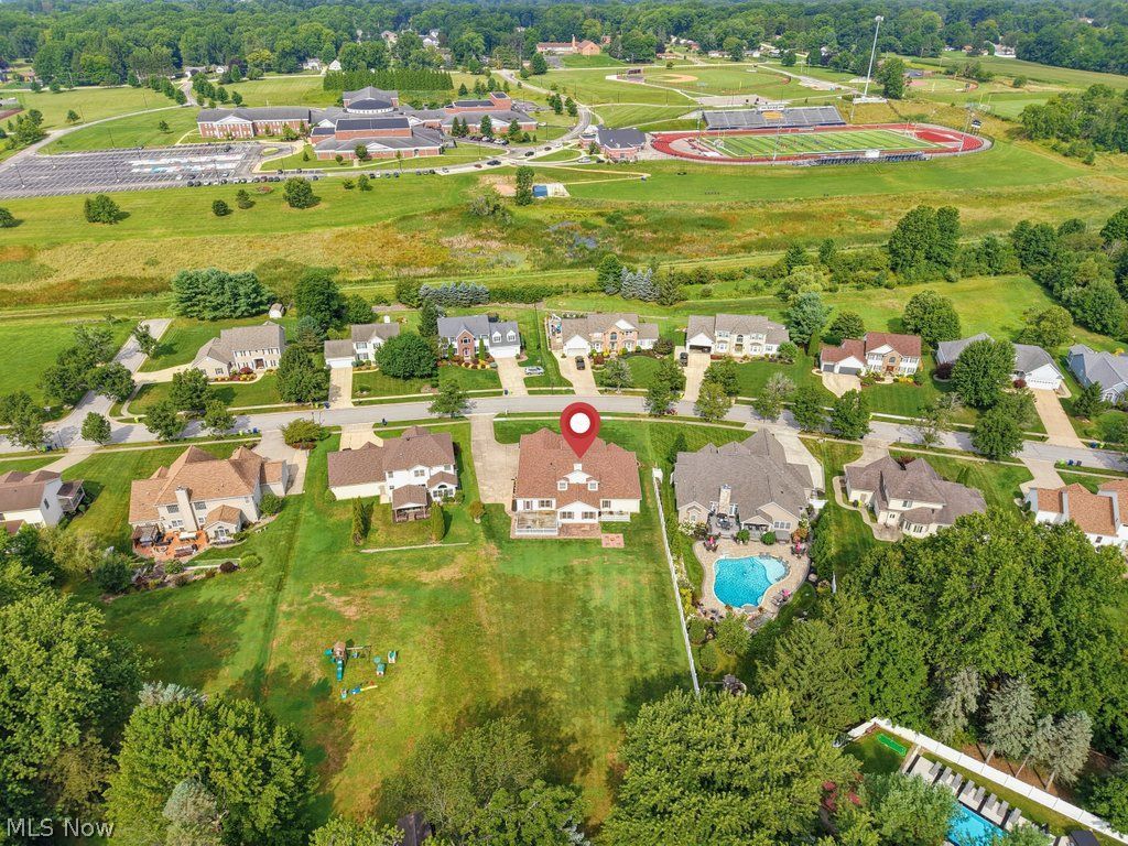 154 Whittlesey Drive Tallmadge OH 44278