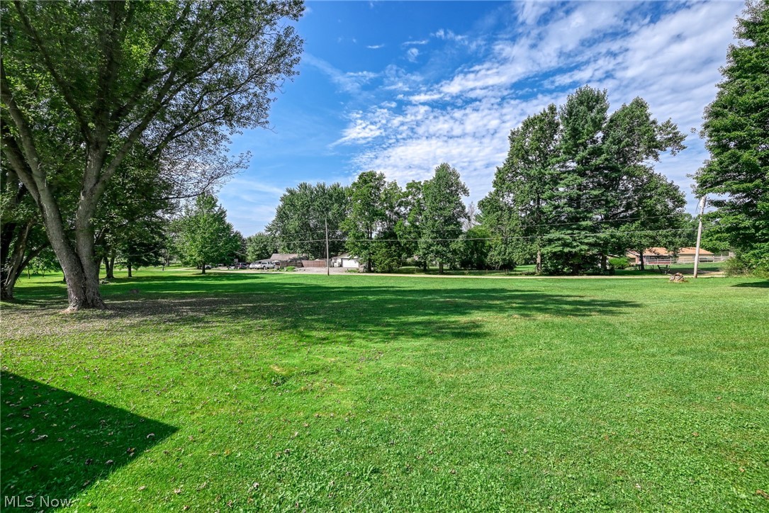 6503 Garrett Road Ravenna OH 44266