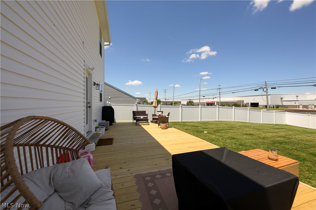 2741 Bishop Oval Barberton OH 44203