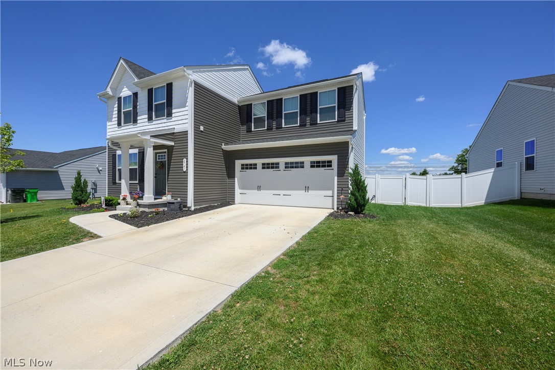 2741 Bishop Oval Barberton OH 44203
