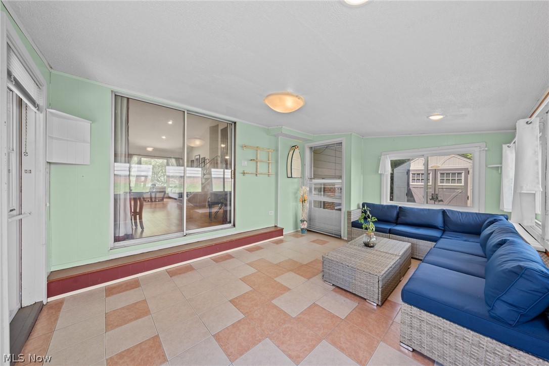 815 Belwood Drive Highland Heights OH 44143