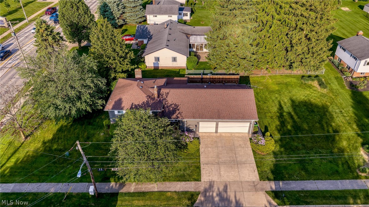 815 Belwood Drive Highland Heights OH 44143