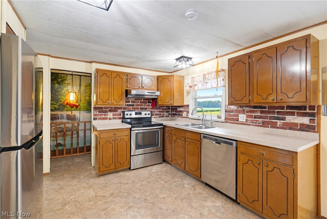 6240 Woodard Road Andover OH 44003