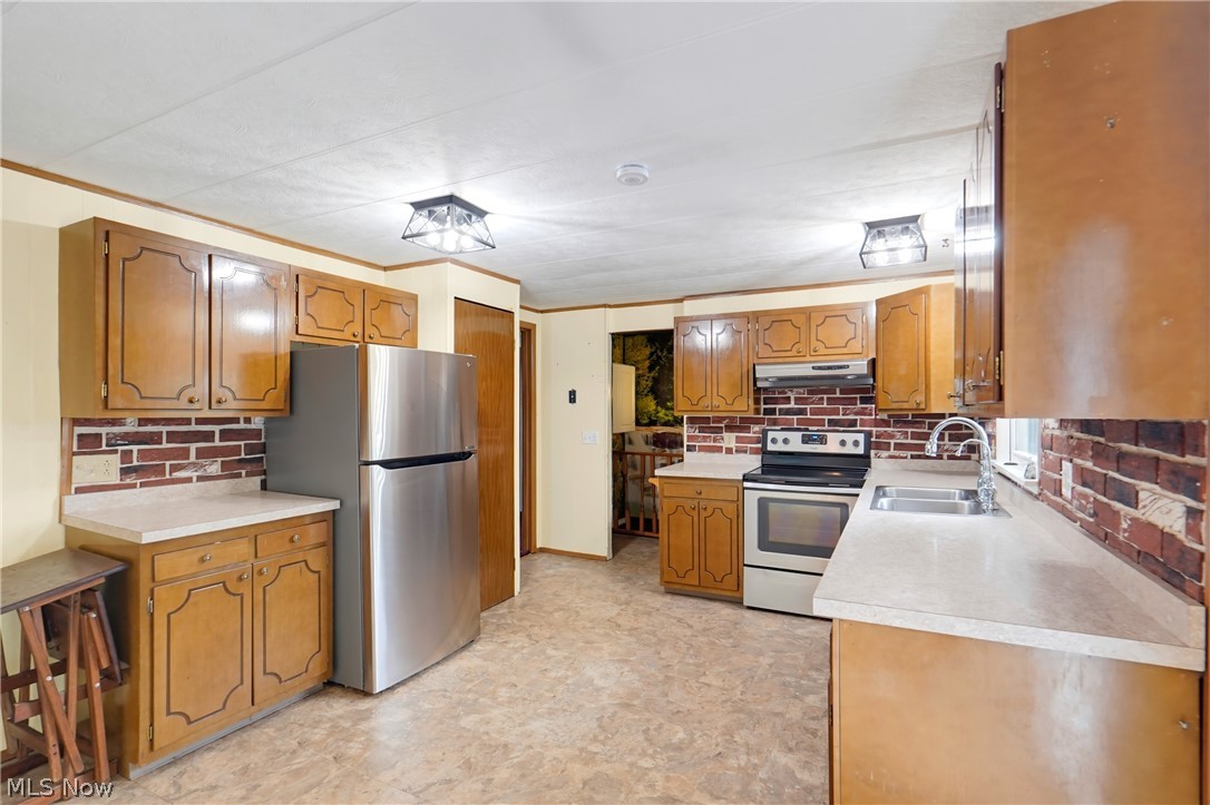 6240 Woodard Road Andover OH 44003