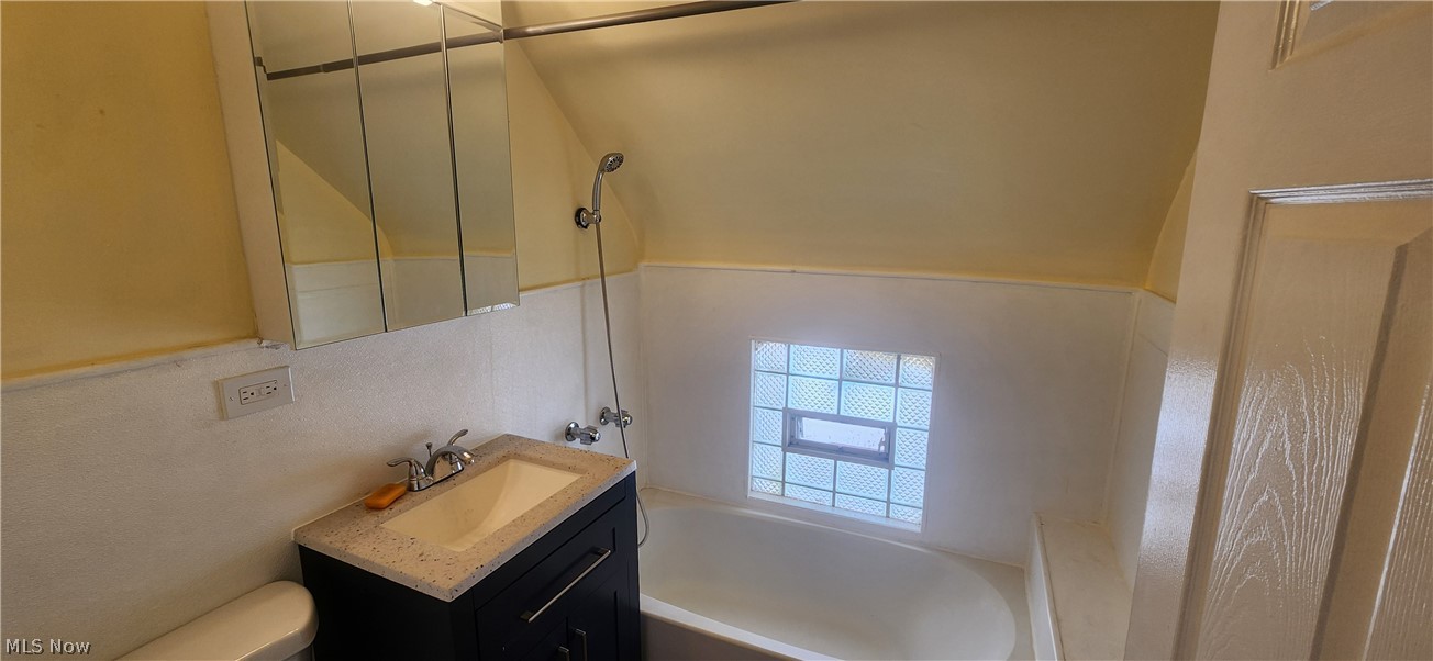 2180 W 104th Street Cleveland OH 44102