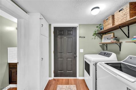 128 15th Street NW Barberton OH 44203