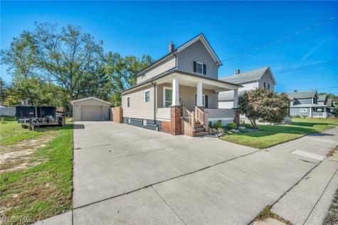 128 15th Street NW Barberton OH 44203