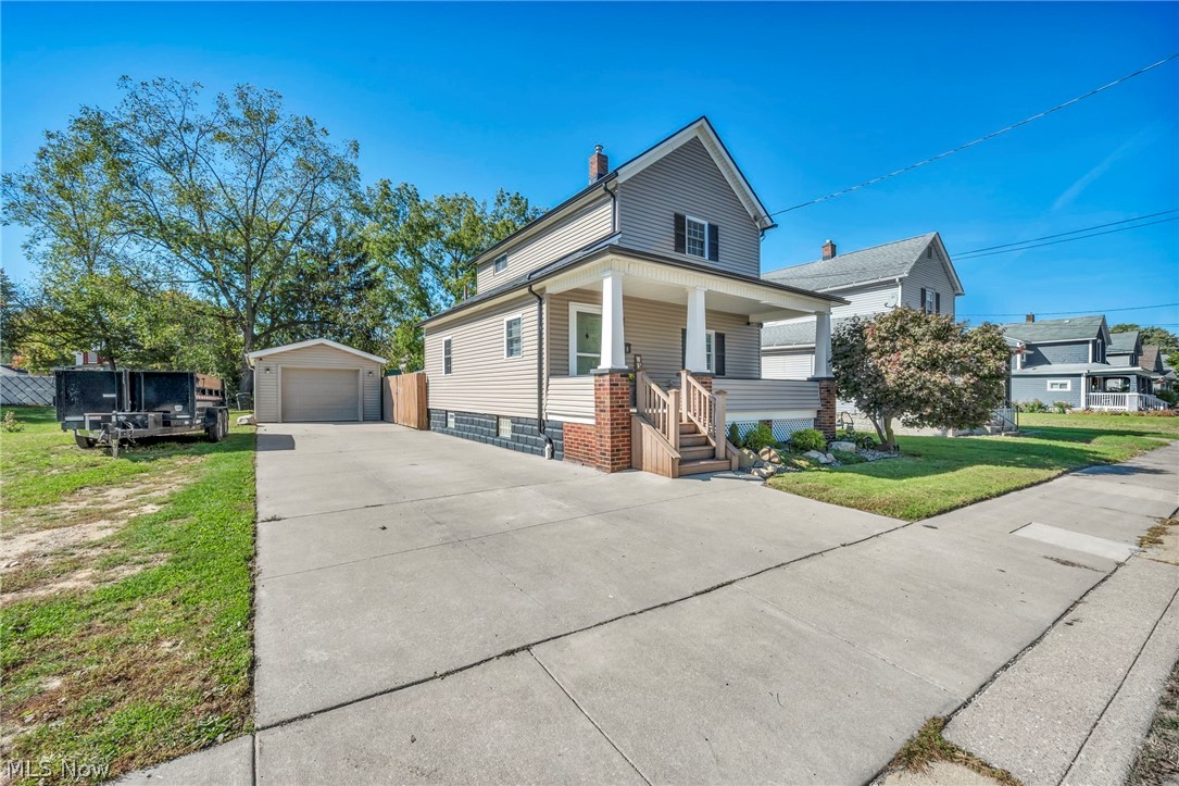 128 15th Street NW Barberton OH 44203