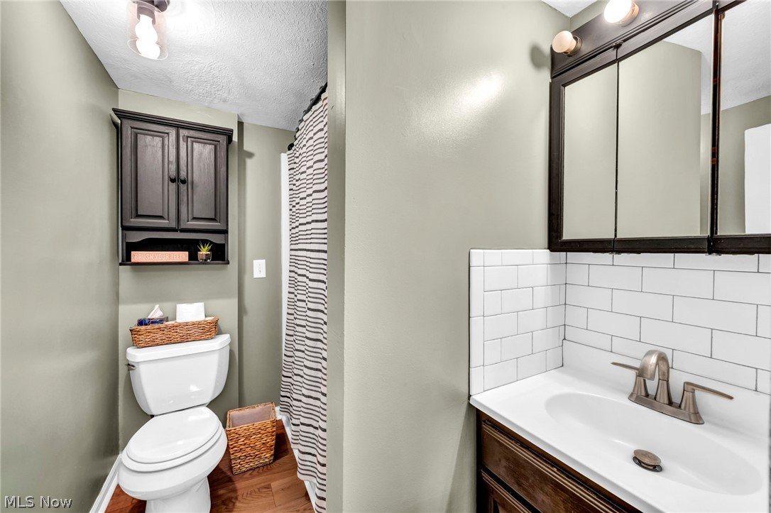 128 15th Street NW Barberton OH 44203
