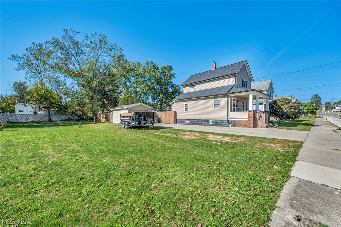 128 15th Street NW Barberton OH 44203