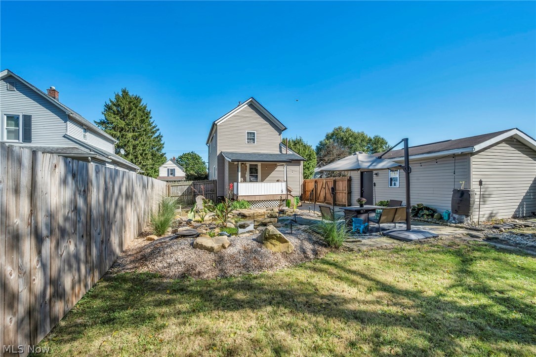 128 15th Street NW Barberton OH 44203
