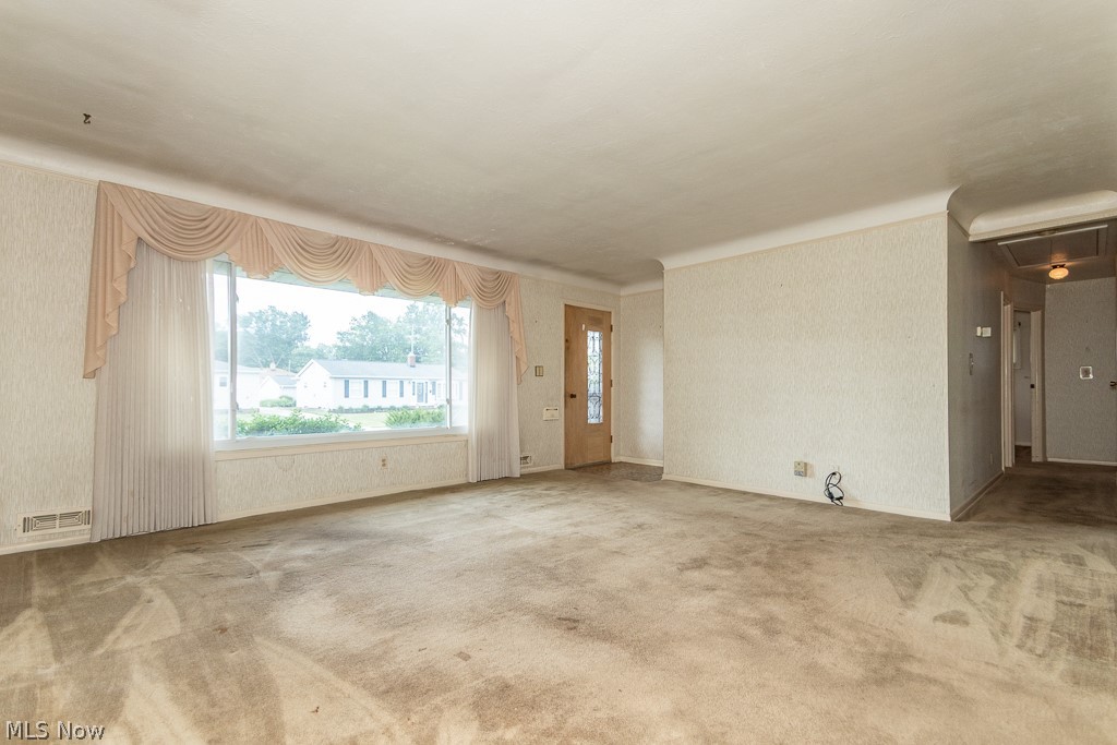 73 E Parkleigh Drive Seven Hills OH 44131