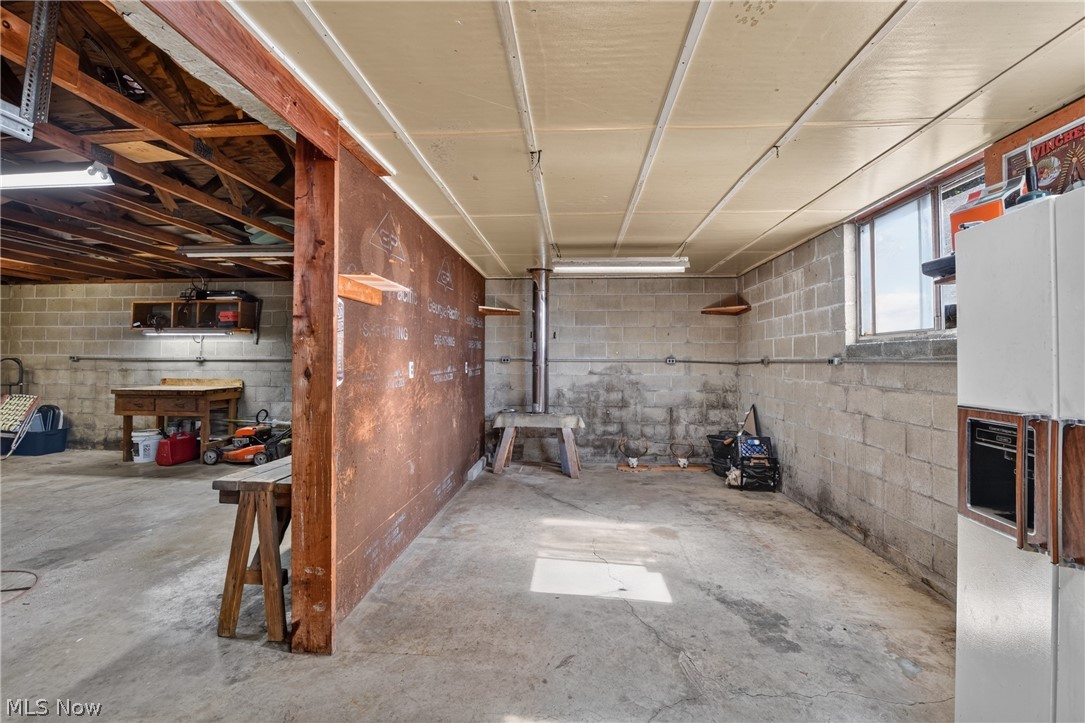 336 Upper Railroad Street Killbuck OH 44637