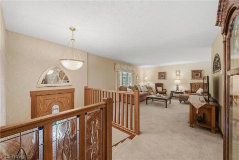 6180 Chesham Avenue NE Canton OH 44721