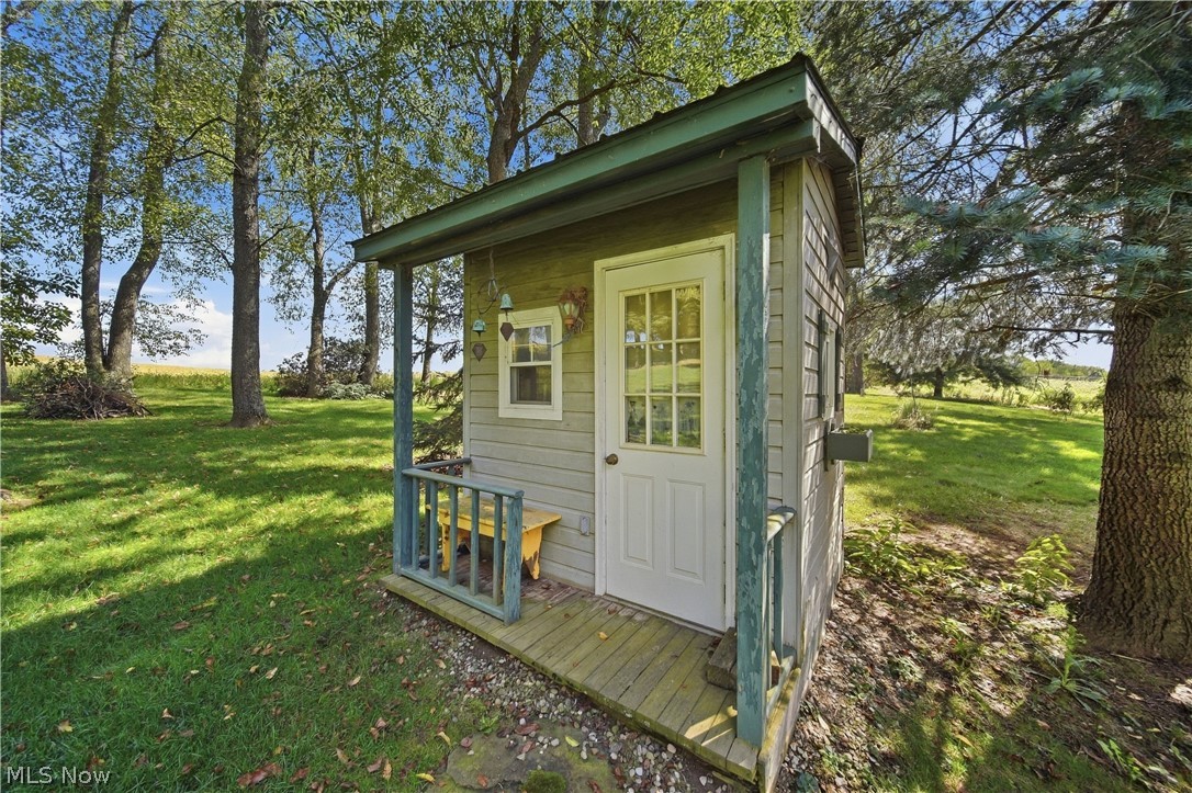 6180 Chesham Avenue NE Canton OH 44721