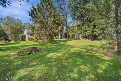 6180 Chesham Avenue NE Canton OH 44721