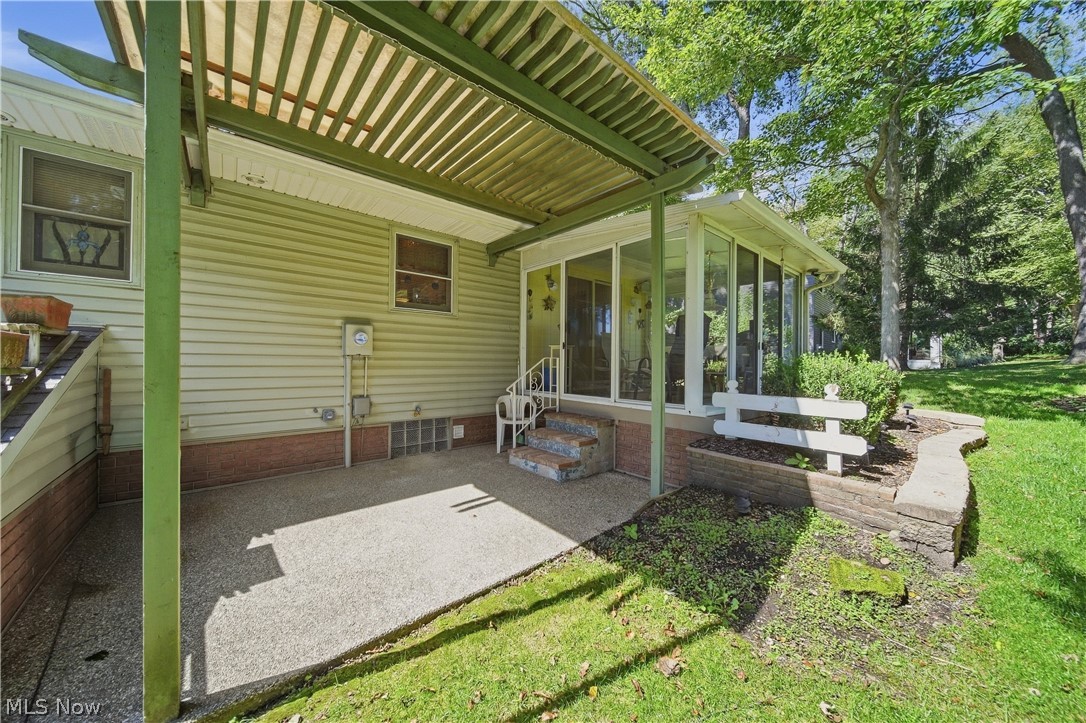 6180 Chesham Avenue NE Canton OH 44721