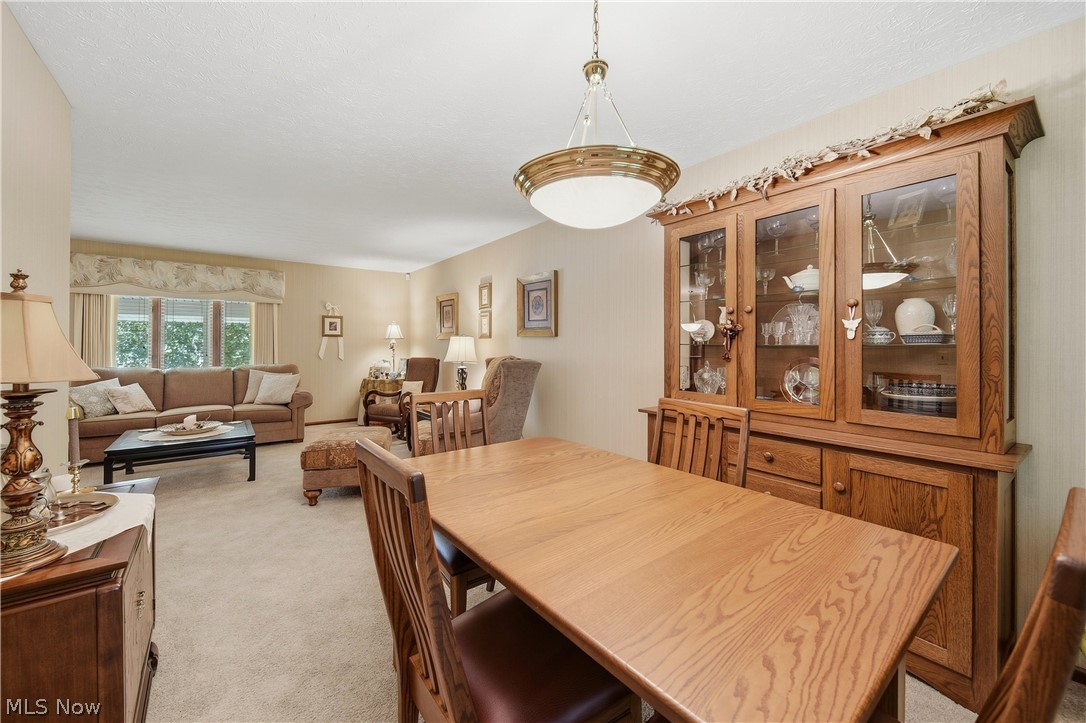 6180 Chesham Avenue NE Canton OH 44721