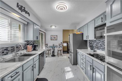 23694 Samuel Drive Euclid OH 44143