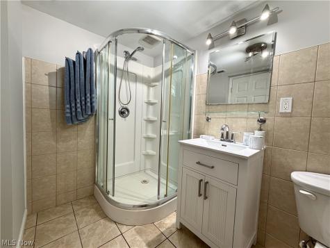 4515 Pershing Avenue Parma OH 44134