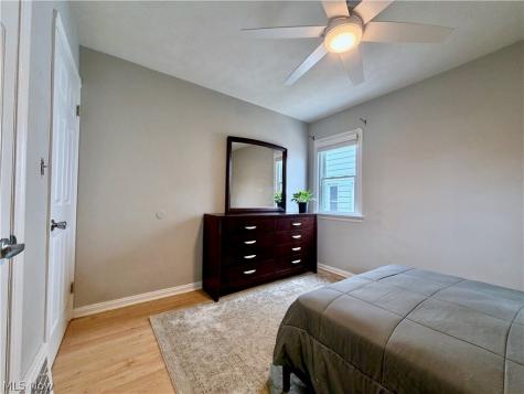 4515 Pershing Avenue Parma OH 44134