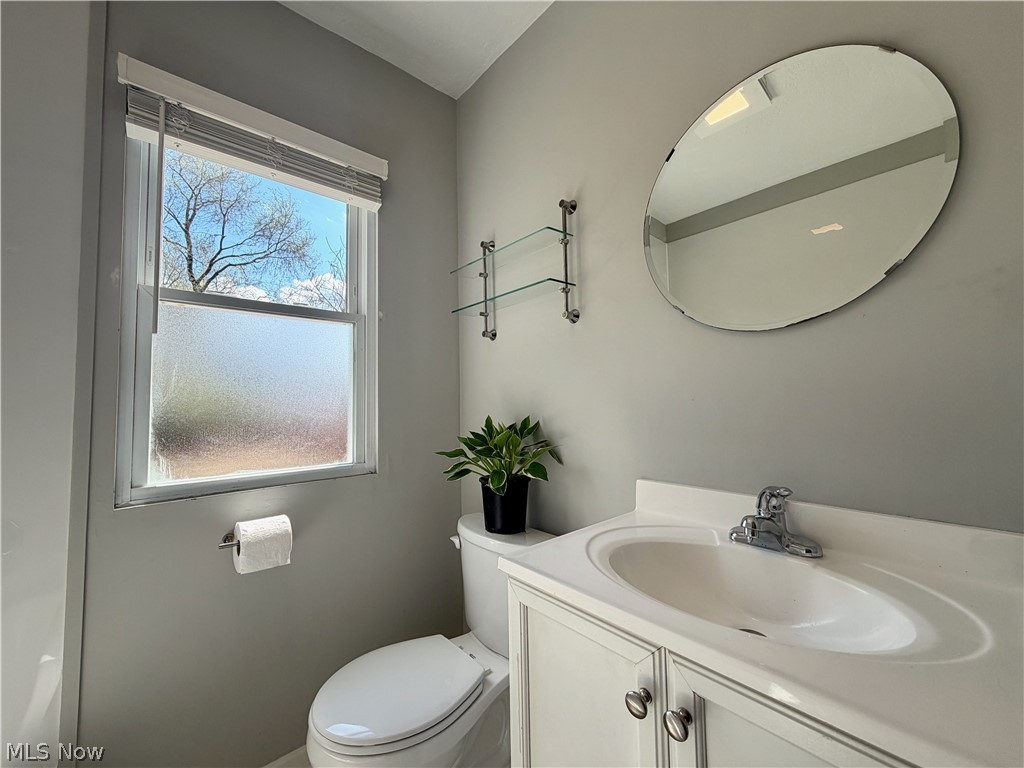 4515 Pershing Avenue Parma OH 44134