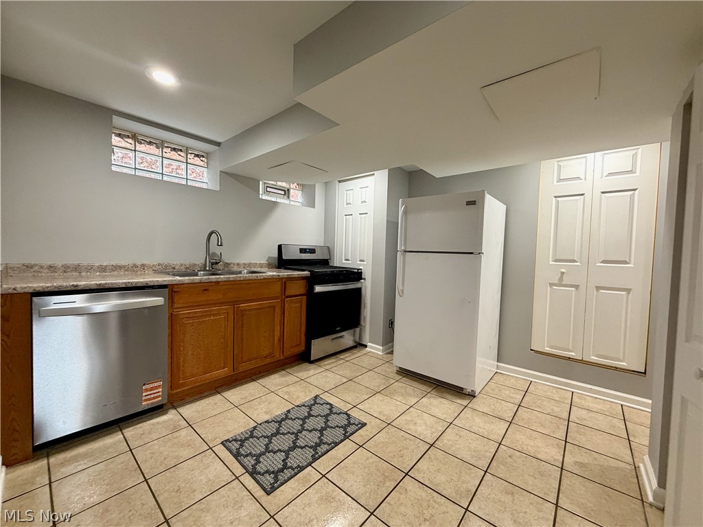 4515 Pershing Avenue Parma OH 44134